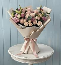Букет цветов из:  Розы и Лизиантусы в Даниловке