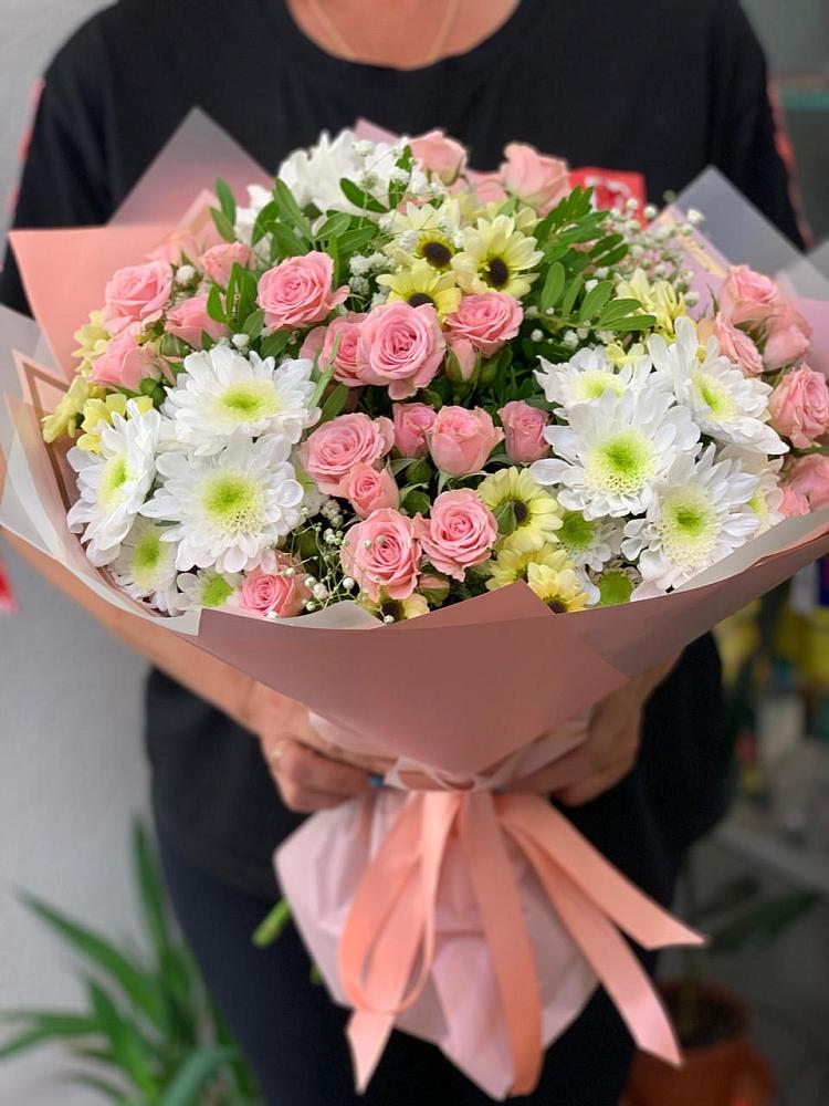 Букет цветов из: Розы и Хризантемы в Даниловке