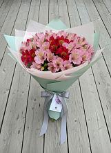 Букет цветов из:  Альстромерии в Даниловке