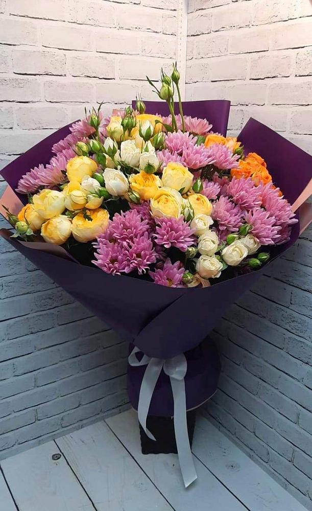 Букет цветов из: Хризантемы и Розы в Даниловке