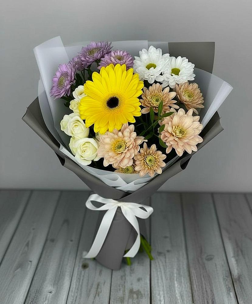 Букет цветов из: Розы, Герберы и Хризантемы в Даниловке