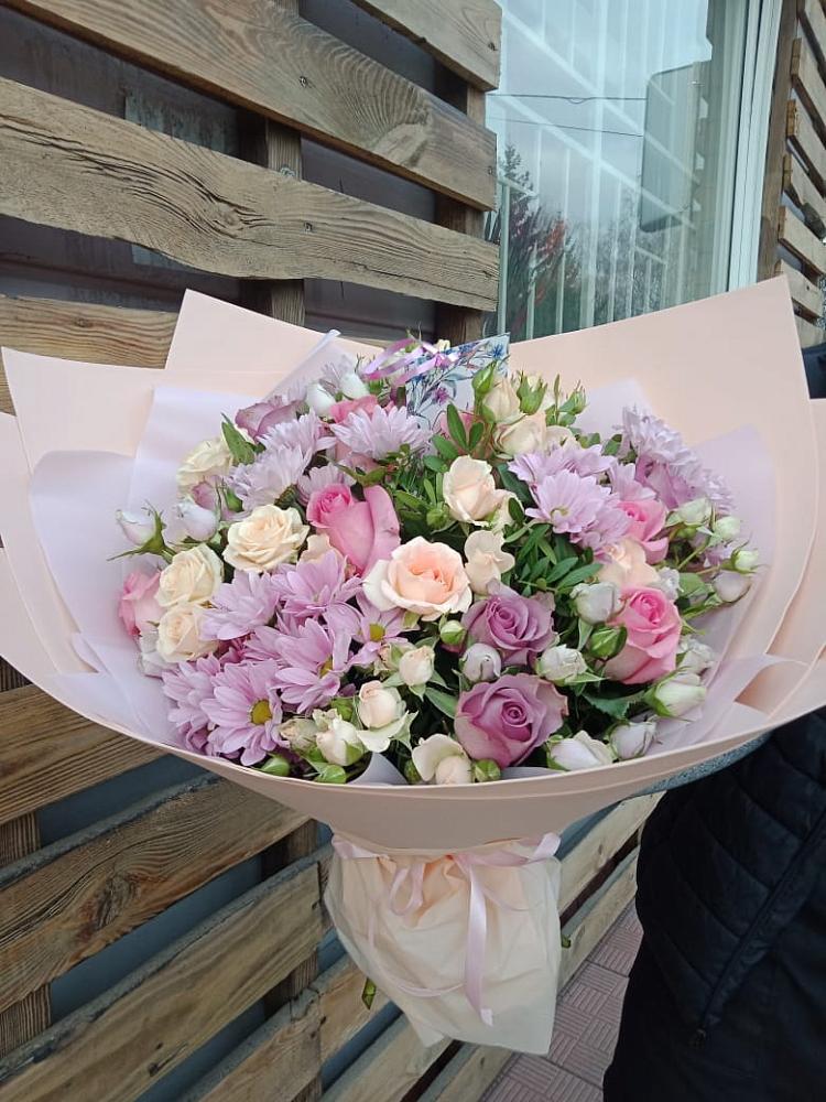 Букет цветов из: Розы и Хризантемы в Даниловке