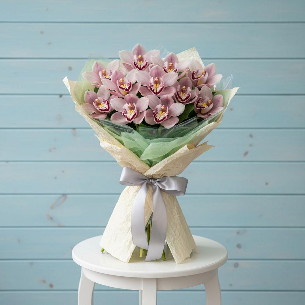 Букет цветов из: Орхидеи и Розы в Даниловке