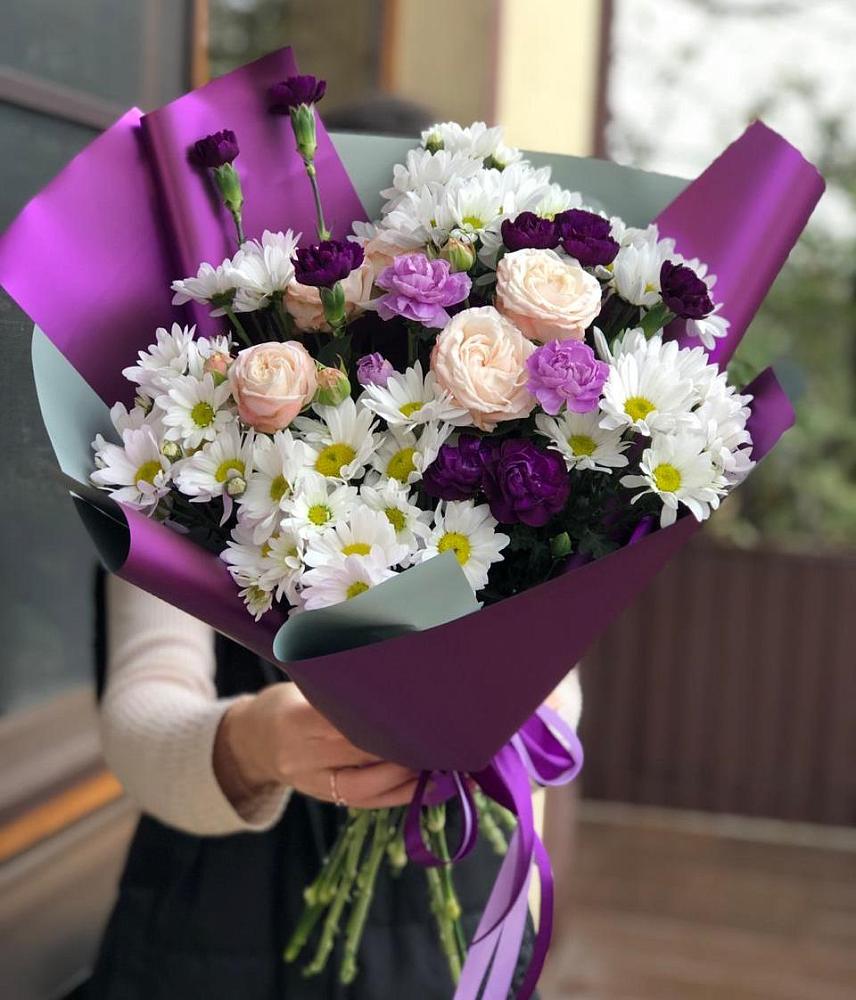 Букет цветов из: Хризантемы, Гвоздики и Розы в Даниловке