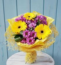 Букет цветов из:  Хризантемы и Герберы в Даниловке