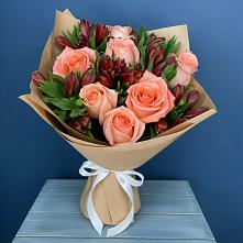Букет цветов из:  Розы и Альстромерии в Даниловке