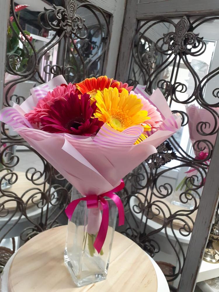 Букет цветов из: Герберы в Даниловке