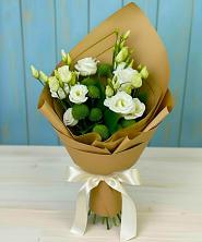 Букет цветов из:  Хризантемы и Лизиантусы в Даниловке