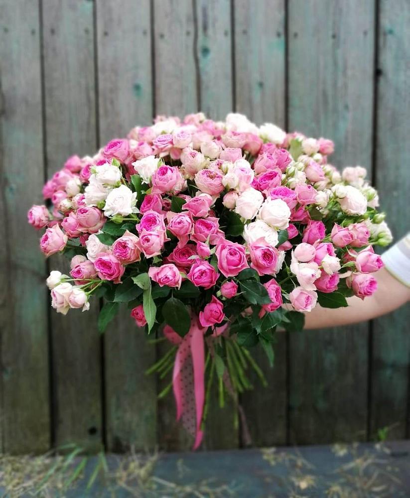 Букет Розовые кустовые розы Натали и Лав Лидия в Даниловке
